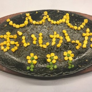 SNSの恐ろしさを知った！（笑）コーンでメッセージを作って投稿したら…これはツライw