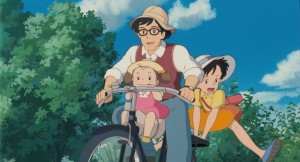 所説あるが、となりのトトロの時代設定から計算した出演者の現在の年齢