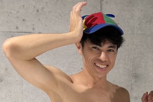 小島よしおさんのツーショット、裸芸人界では珍しいらしい…！（笑）