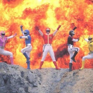 旧芝離宮恩賜庭園の美しいライトアップが大爆発にしか見えない人続出「みんな同じ事思ってる（笑）」