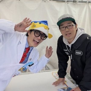 歩いていた、さかなクンに会ったドランクドラゴン鈴木拓さん→「わっ」と言っていきなり躍り出たら…！（笑）