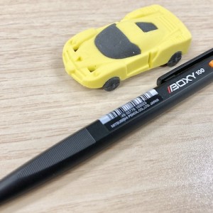 インターネットのない時代、スーパーカー消しゴムで遊んだが→ふと思った（笑）